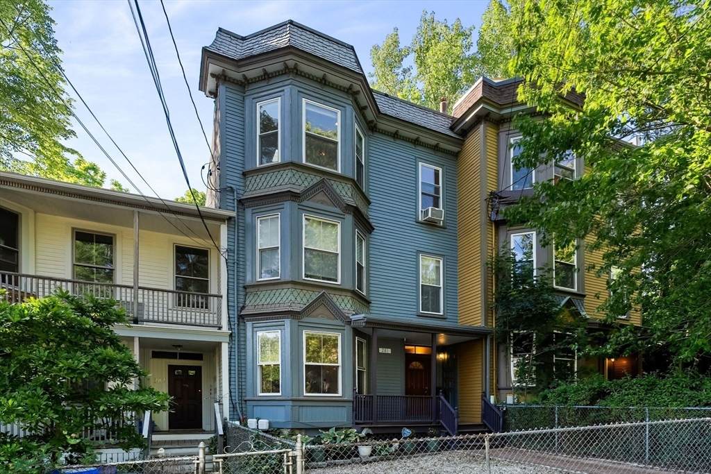 281 Chestnut Ave - Photo 1