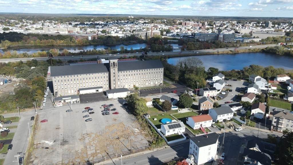 1 Lewiston St - Photo 1