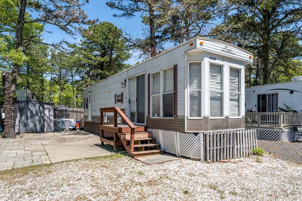 310 Old Chatham - Photo 1