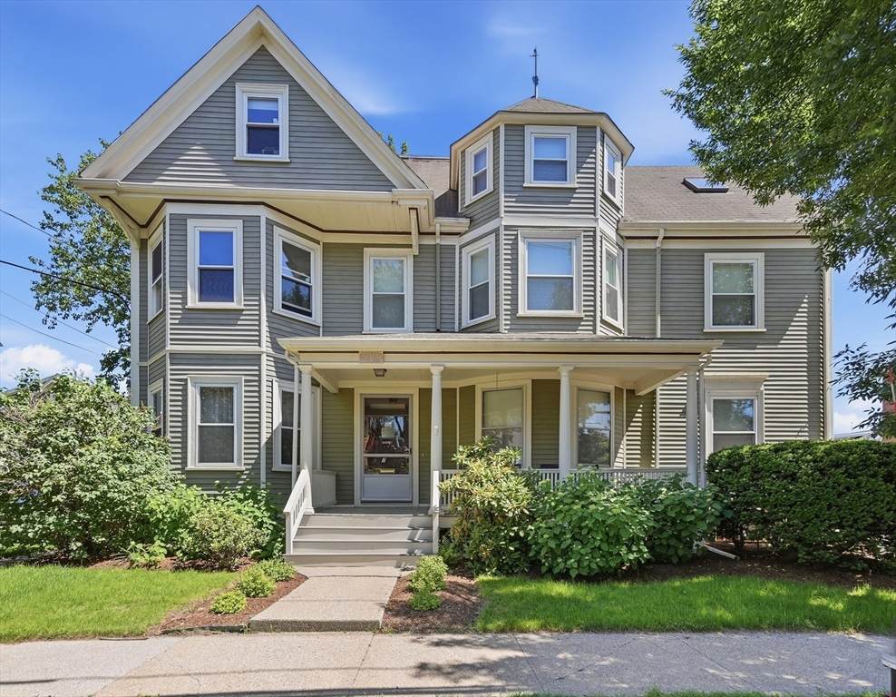 7 Wyman Street - Photo 1
