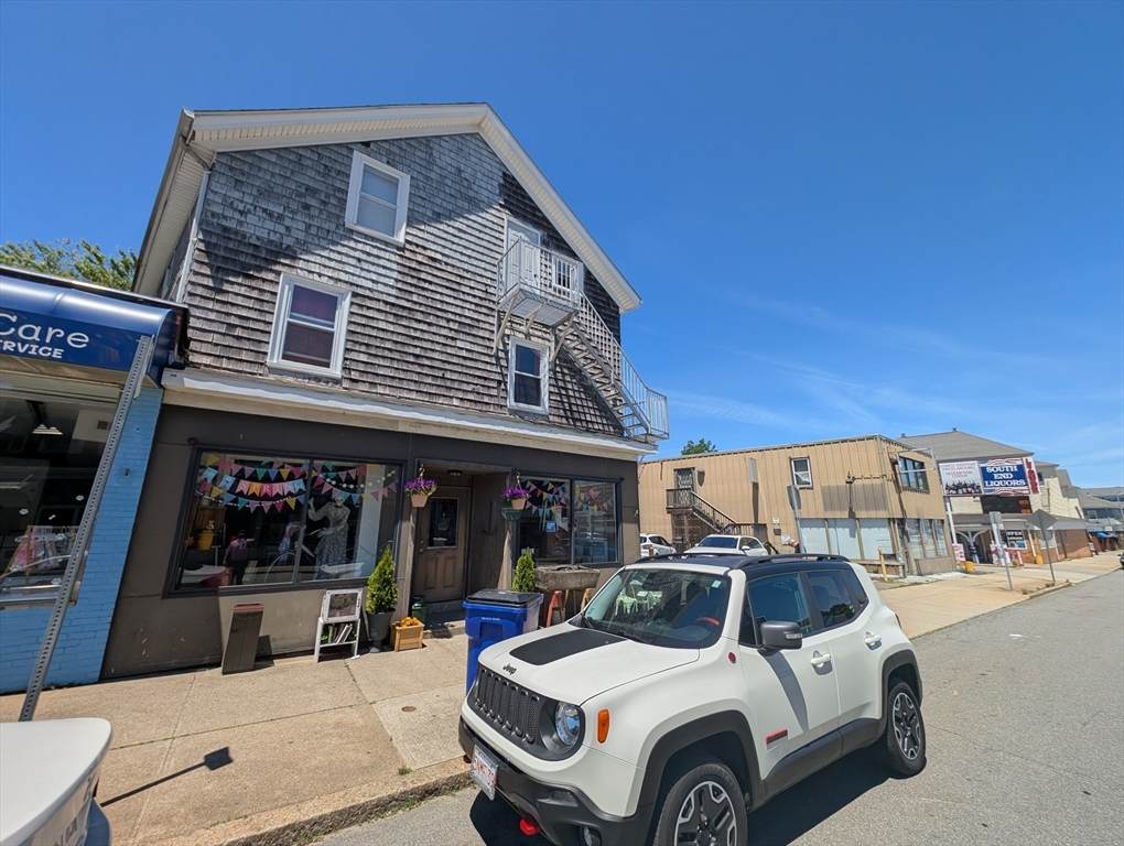 https://bt-photos.global.ssl.fastly.net/mlspin/orig_boomver_1_73535280_2.jpg