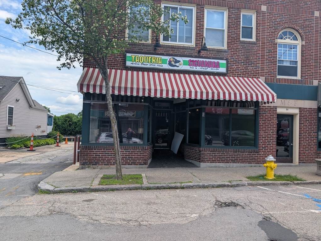 52 Central St - Photo 1