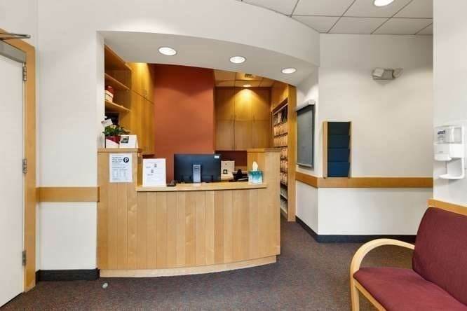9 Hawthorne - Photo 1