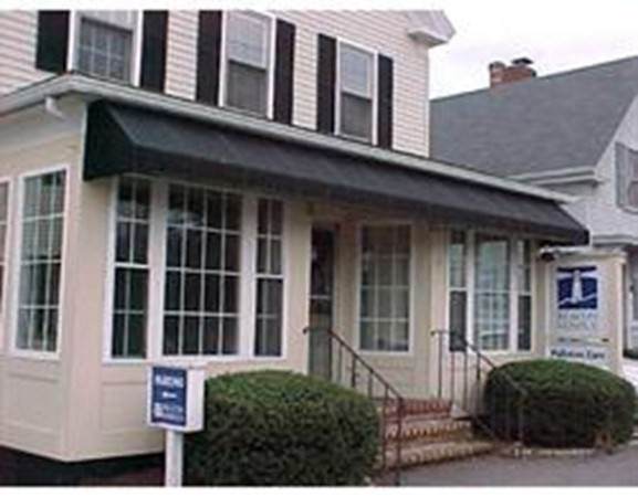 8 Samoset St - Photo 1