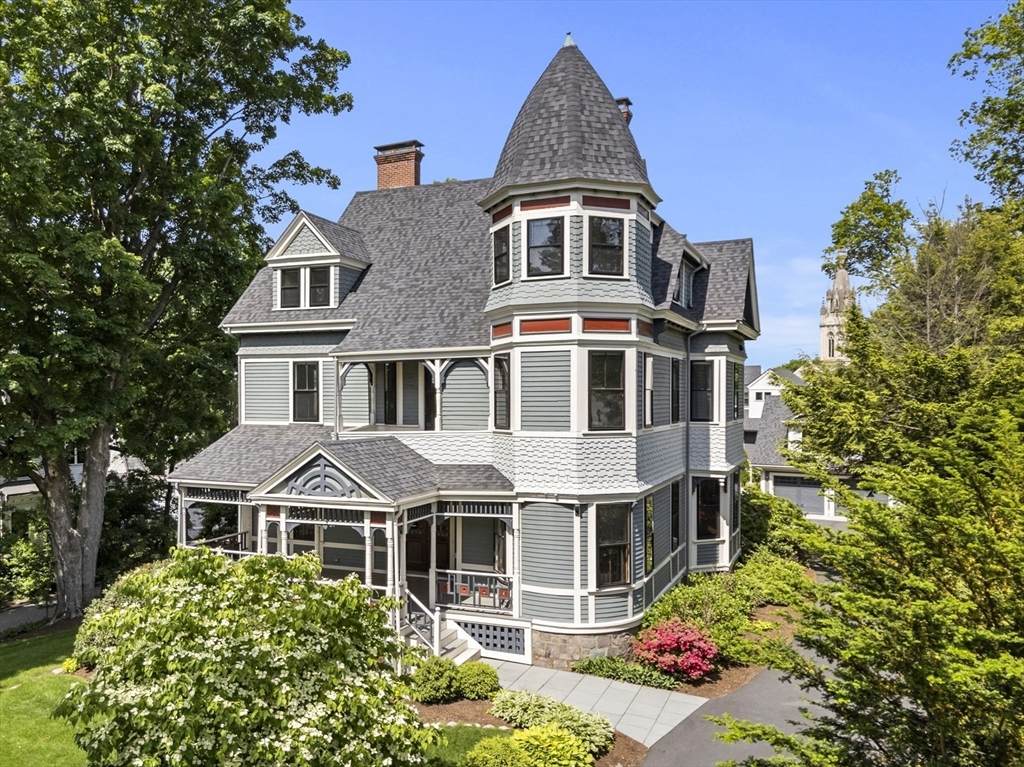 44 Putnam - Photo 1