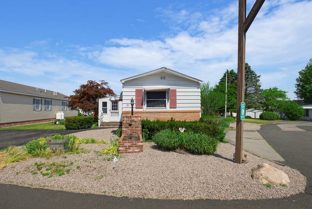 18 Sunset Lane - Photo 1