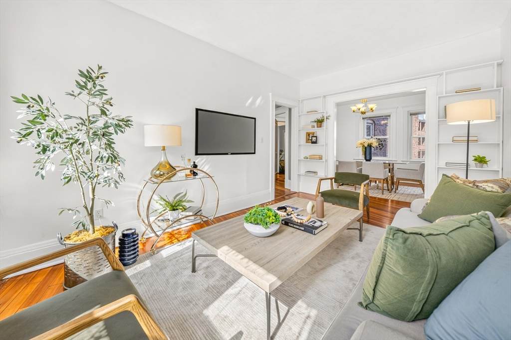 551 Brookline Ave - Photo 1