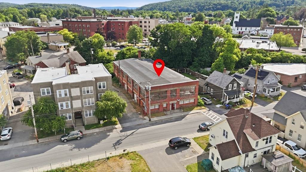 105 Marble St - Photo 1