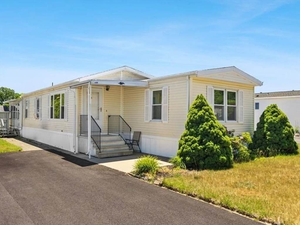 193 Tremont Street - Photo 1