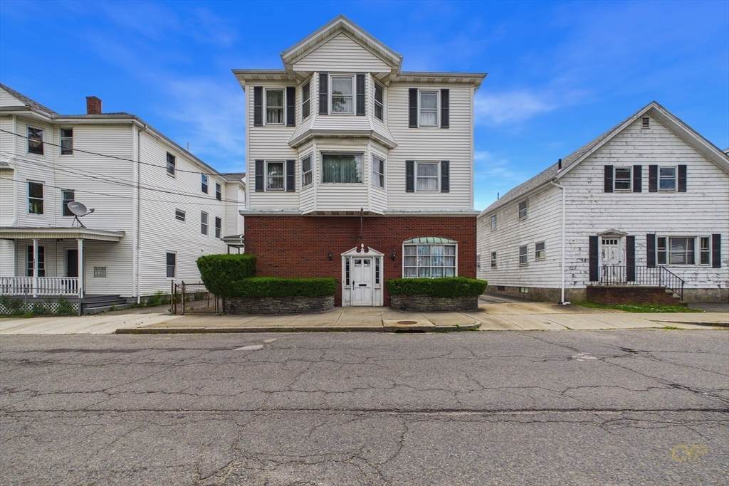 1395-1405 N Main St - Photo 1