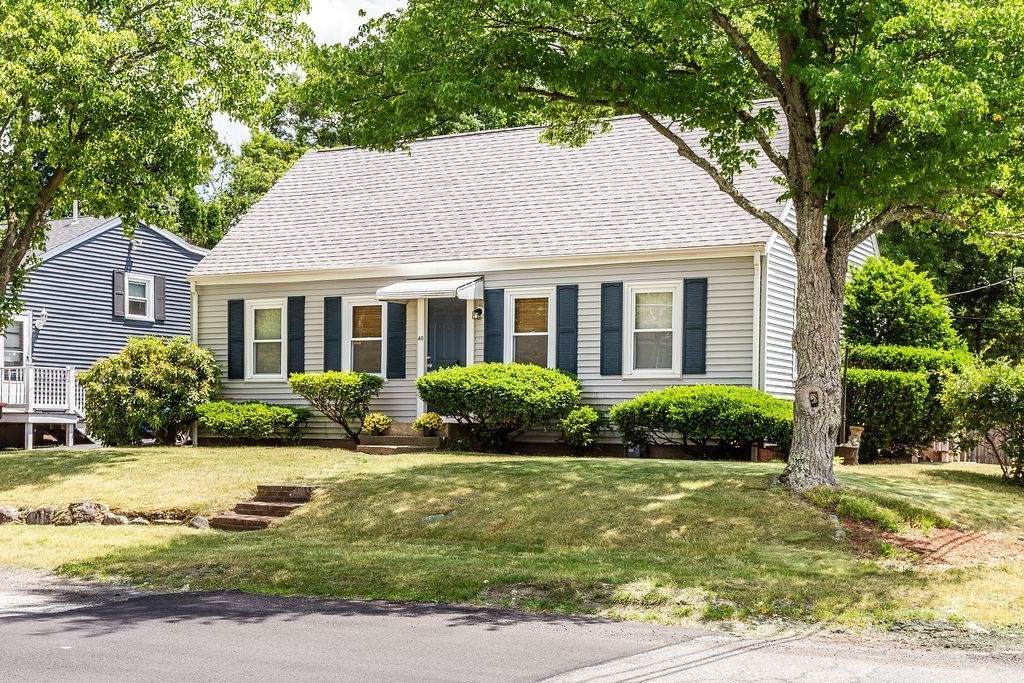40 Sycamore St - Photo 1