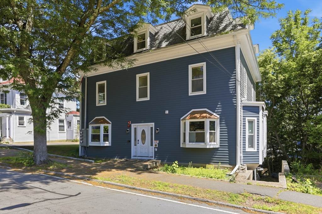 47 Newtonville Ave - Photo 1
