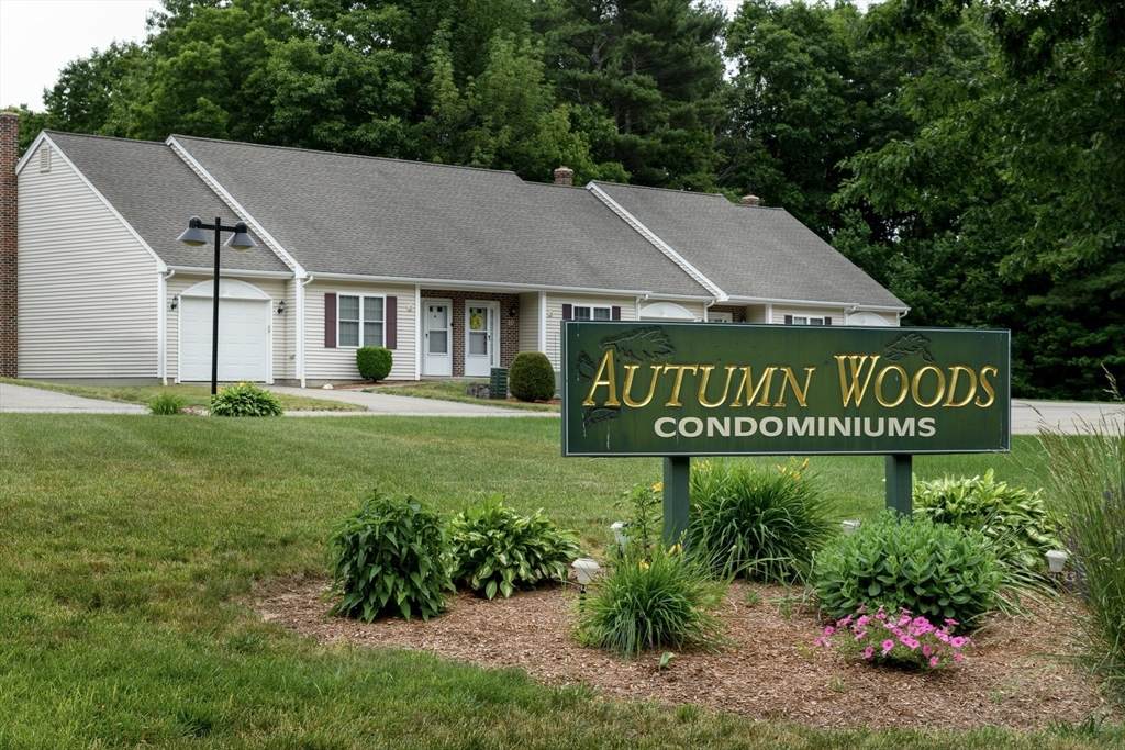 12 Autumn Woods Dr - Photo 1