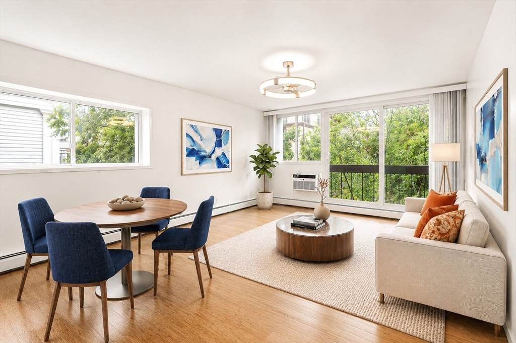 12 Inman St - Photo 1