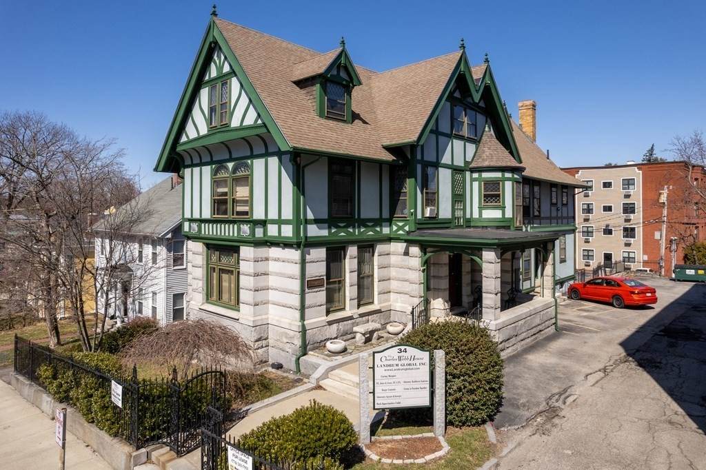 34 Cedar St - Photo 1