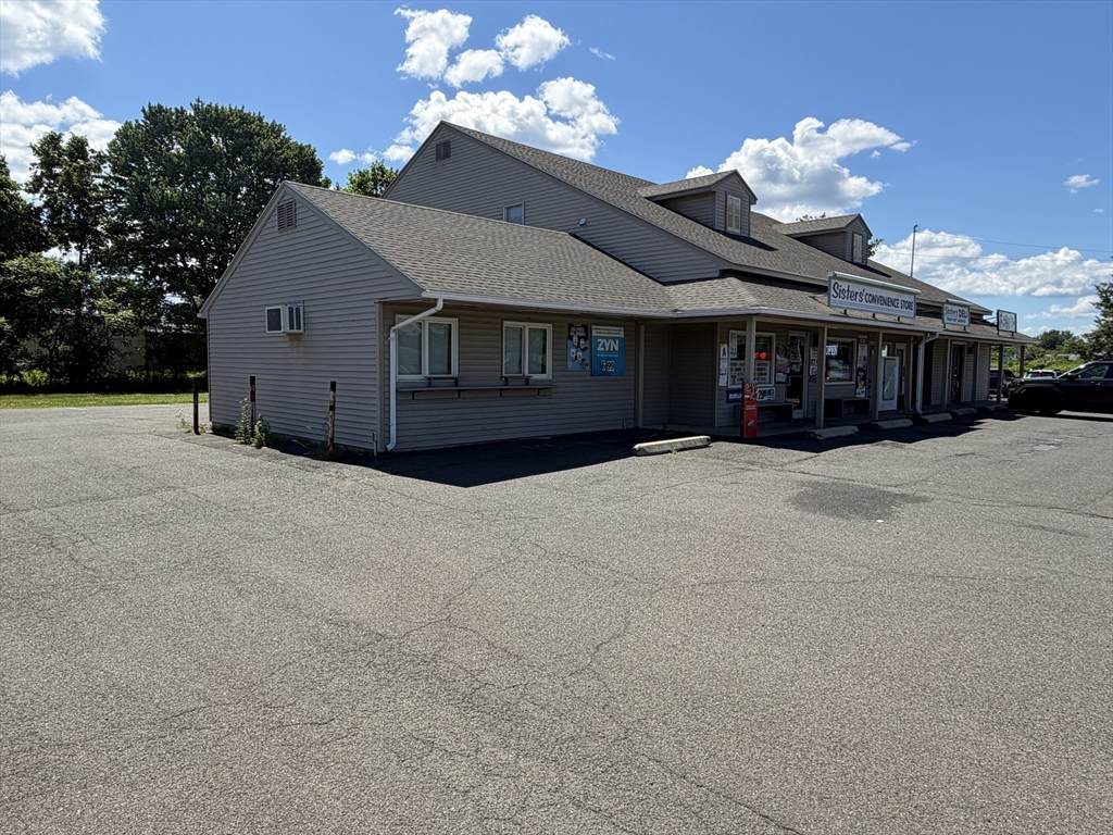 22 West St - Photo 1