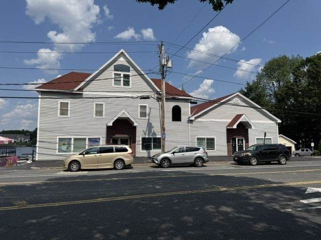 195 Lake Ave - Photo 1