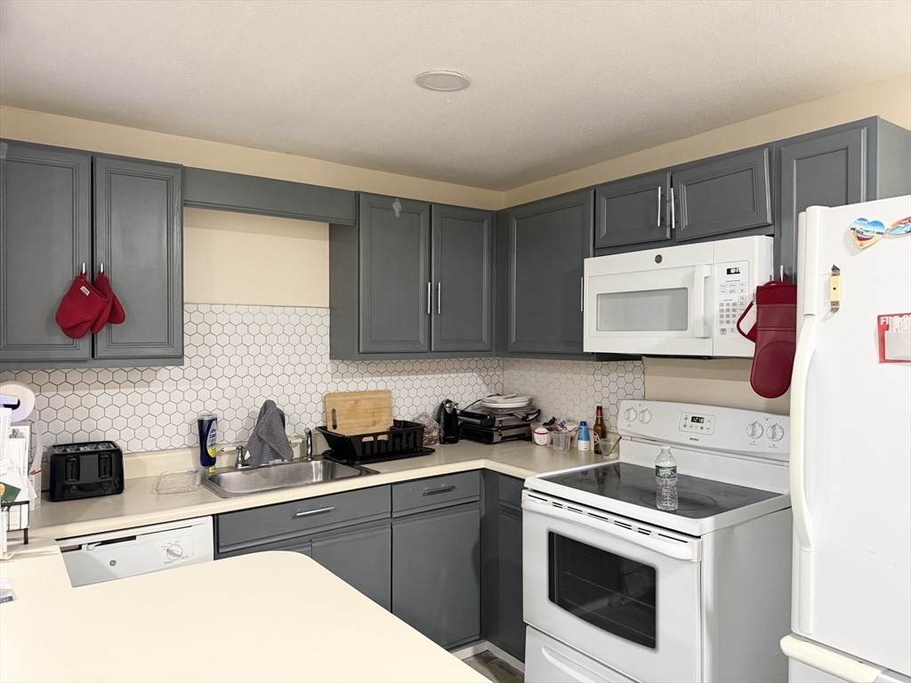 1261 Church Street - Photo 1