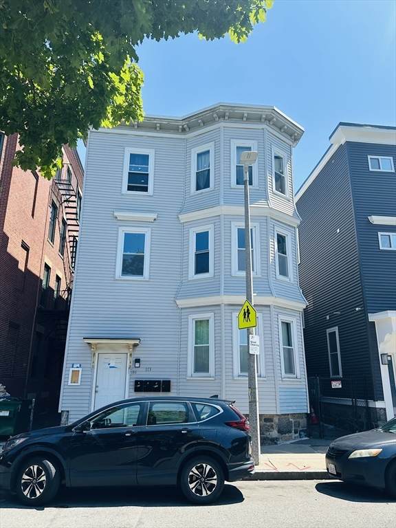 113 Dale St - Photo 1