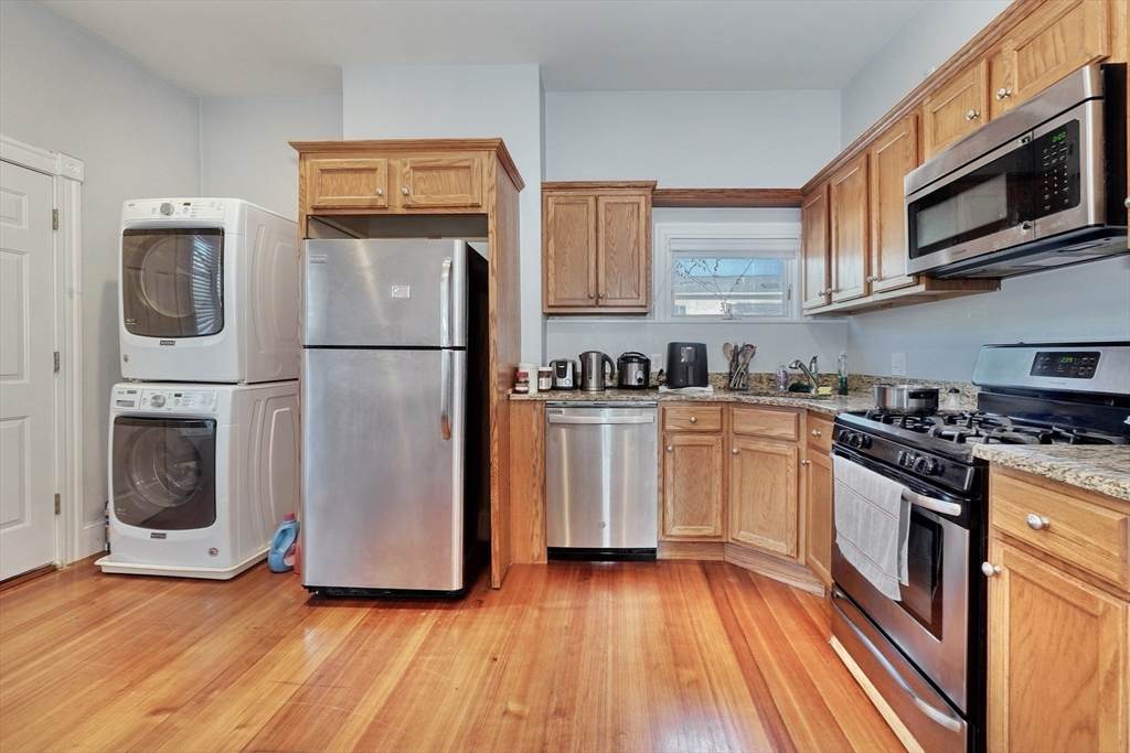437 High St - Photo 1