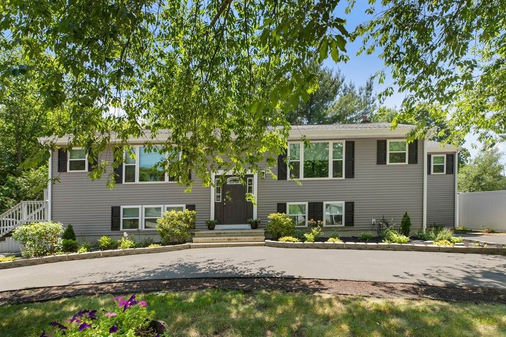 21 Simpson Ave - Photo 1