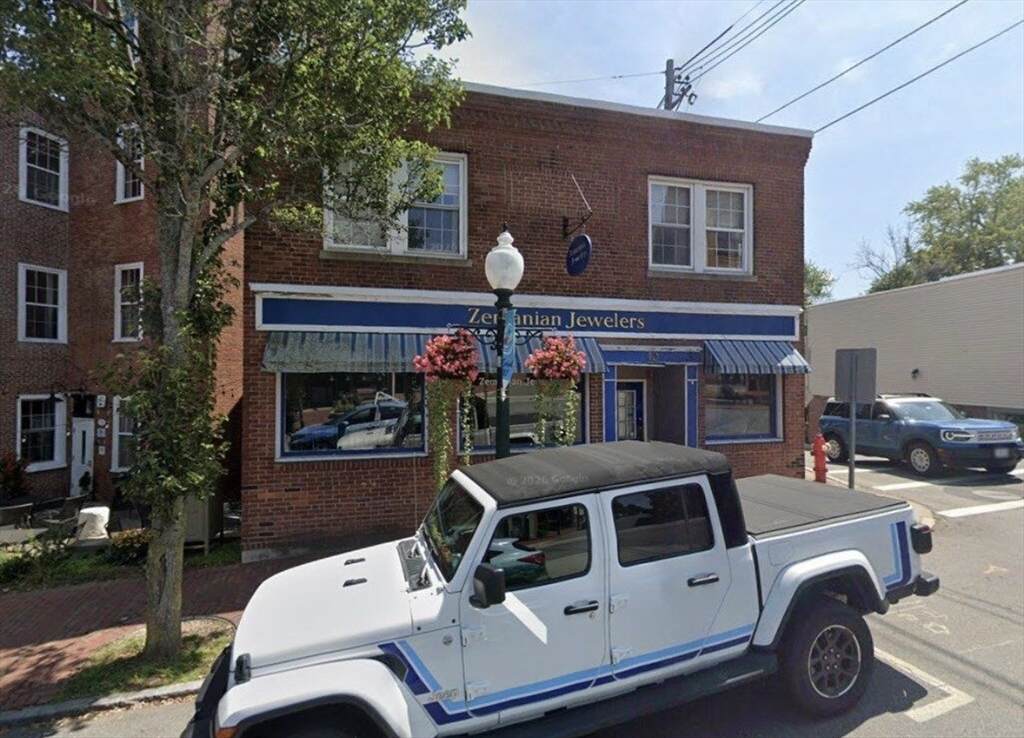 40 Main St - Photo 1