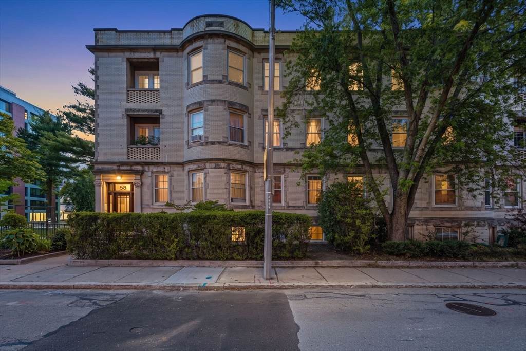 58 Pleasant Street - Photo 1