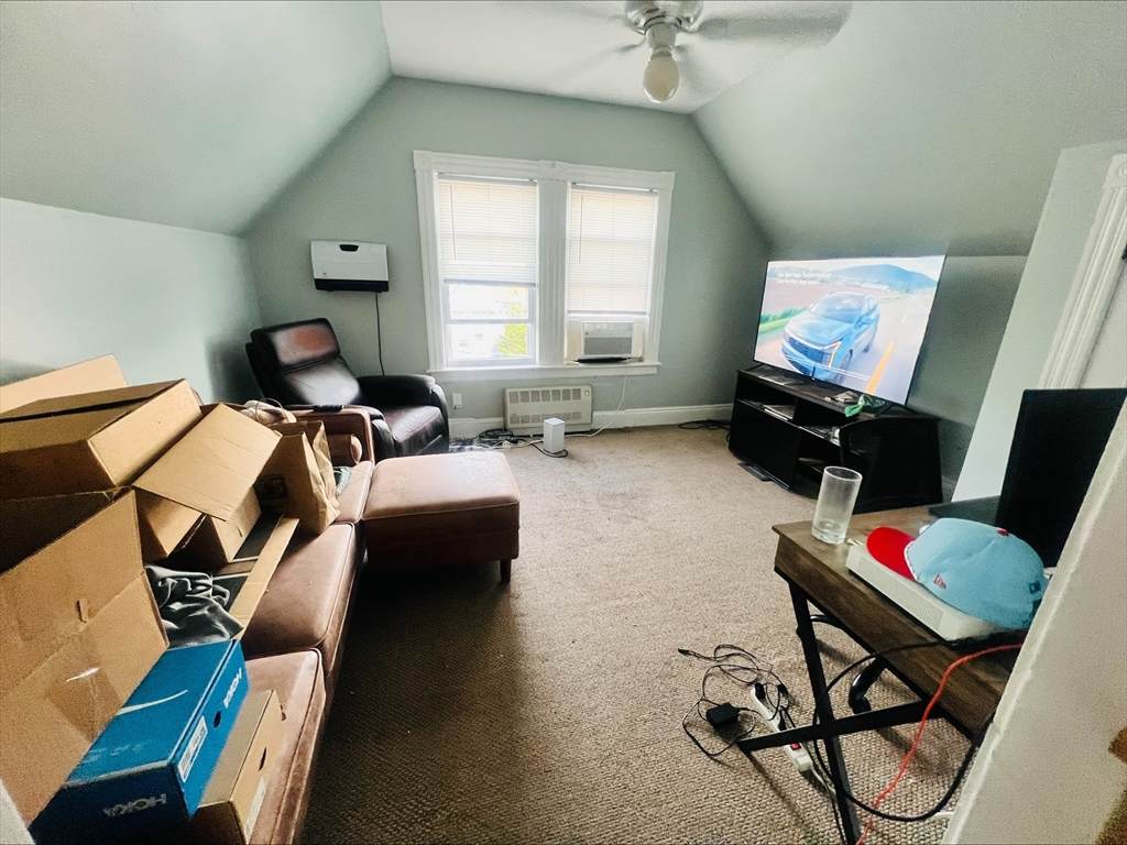 39 Etna St - Photo 1