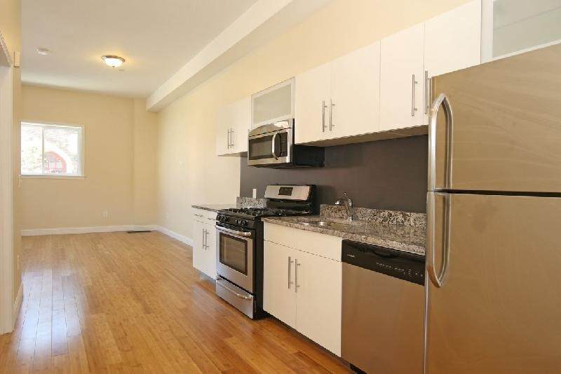 47 Orleans St - Photo 1