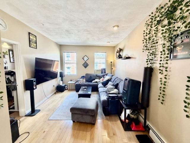 157 Salem - Photo 1