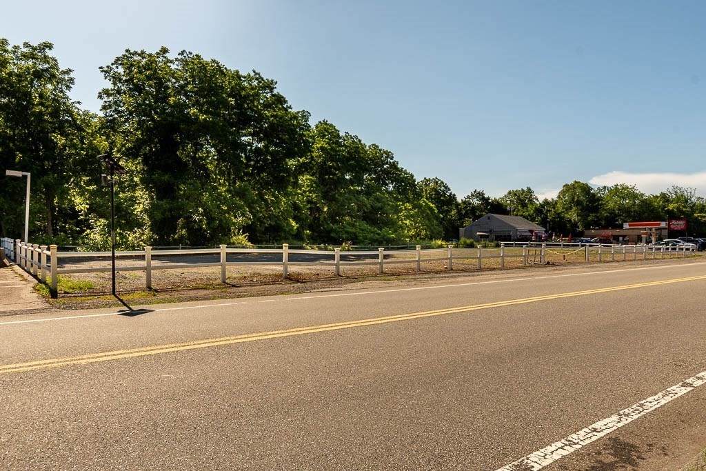 1063 Newman Ave - Photo 1