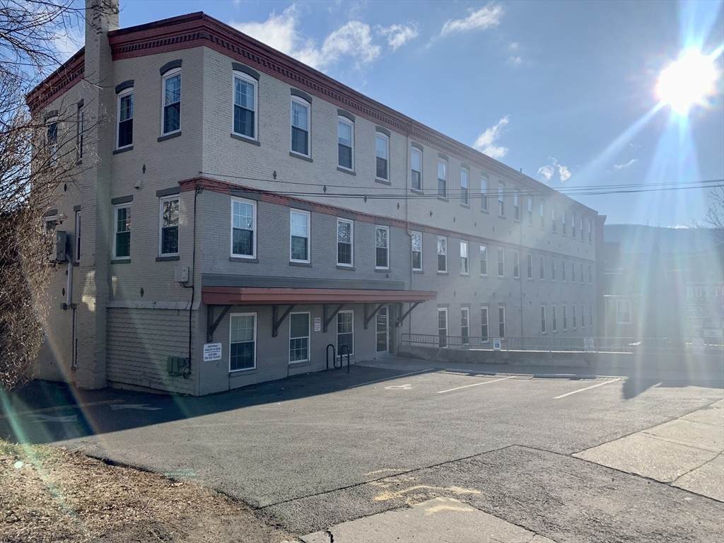 123 Union St - Photo 1