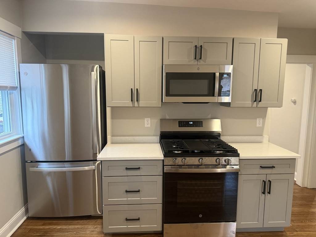 138 Allen Street - Photo 1