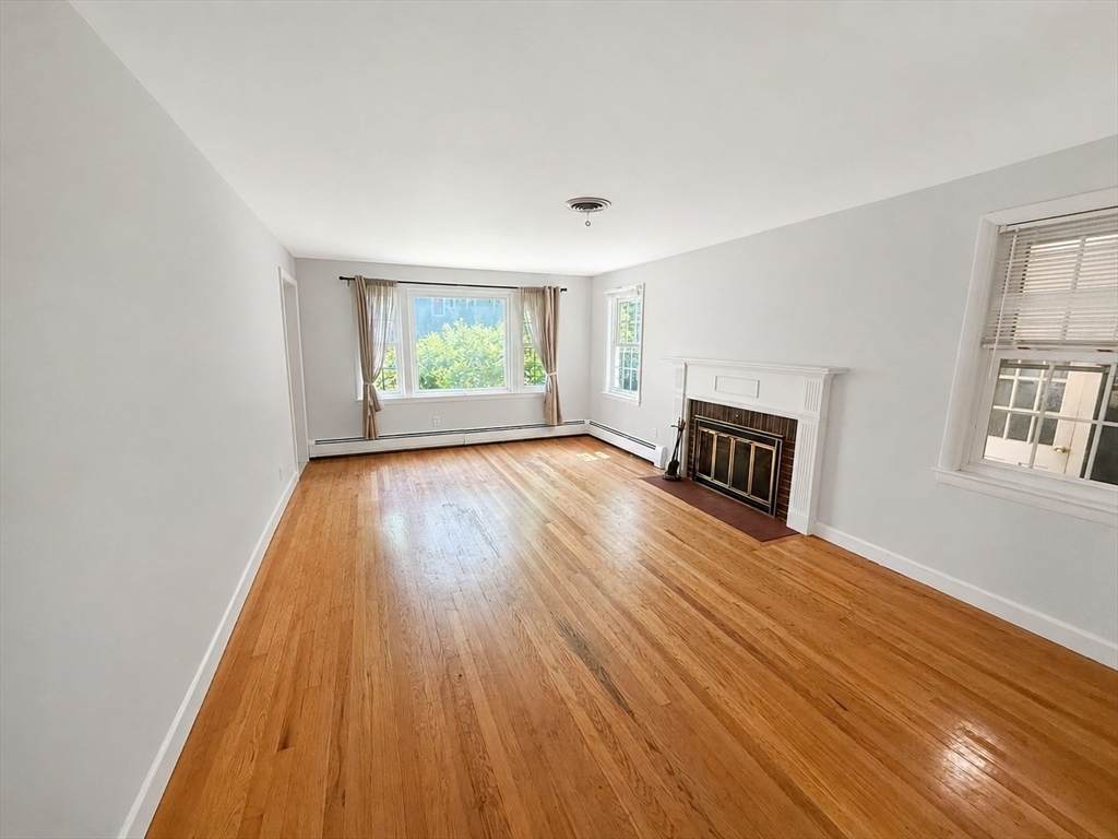 82 Adams - Photo 1