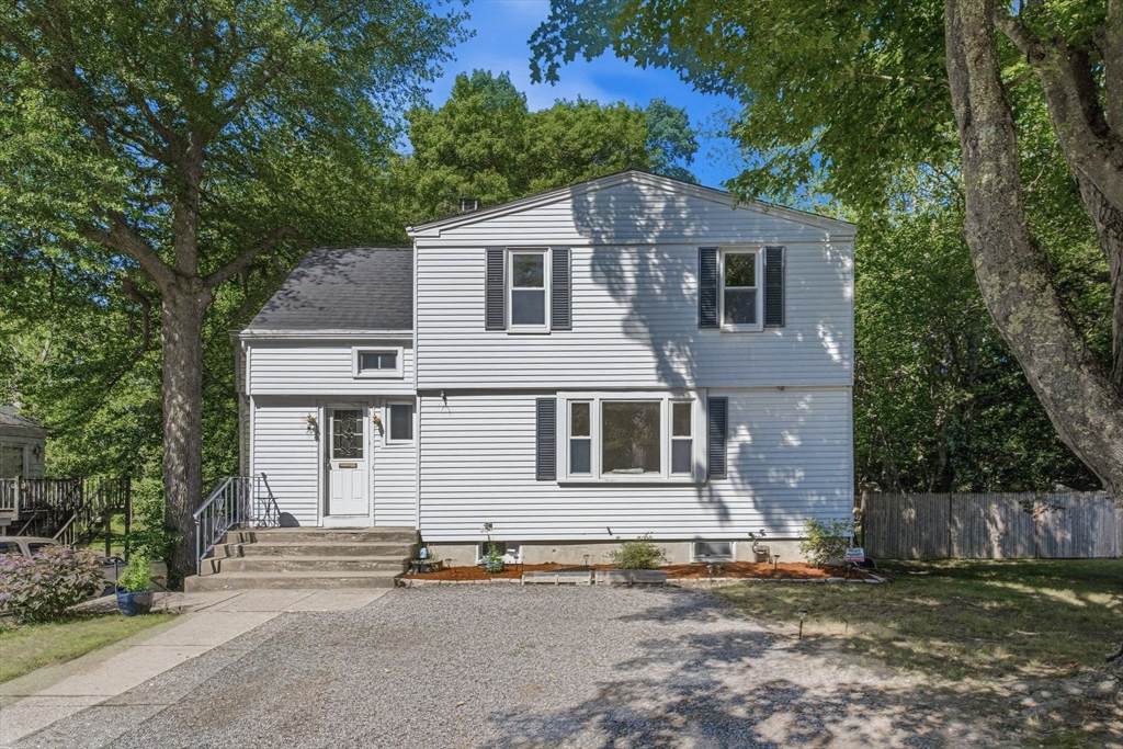70 Riverside Ave - Photo 1