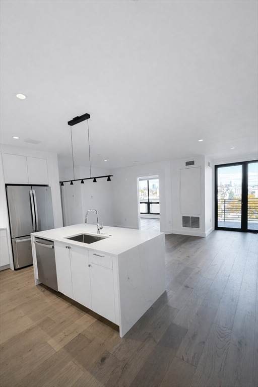 1121 Dorchester Avenue - Photo 1