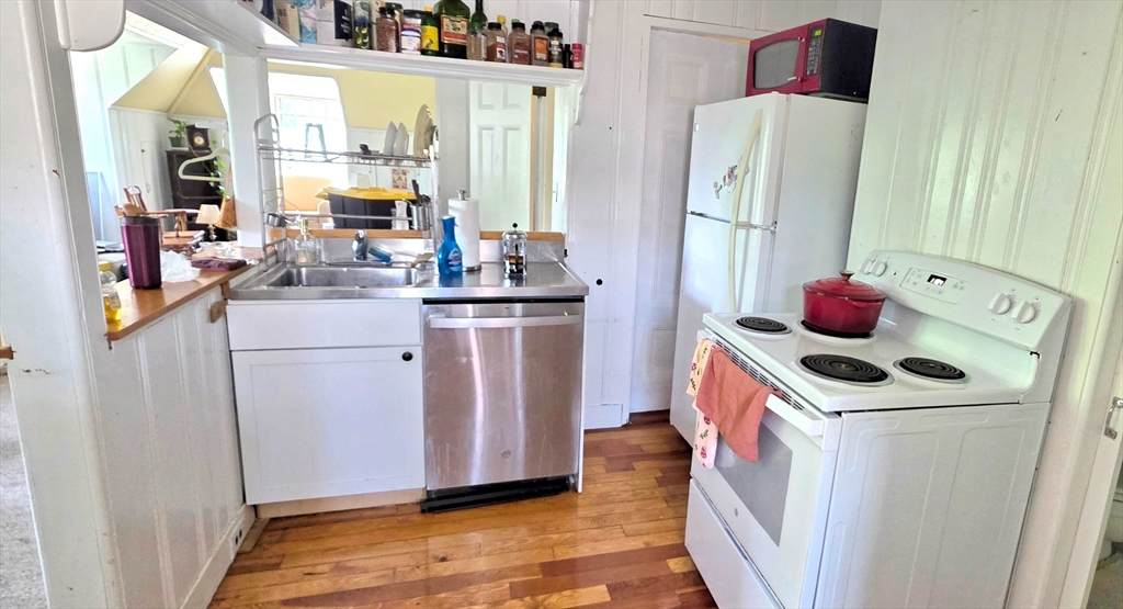 37 Stratford - Photo 1