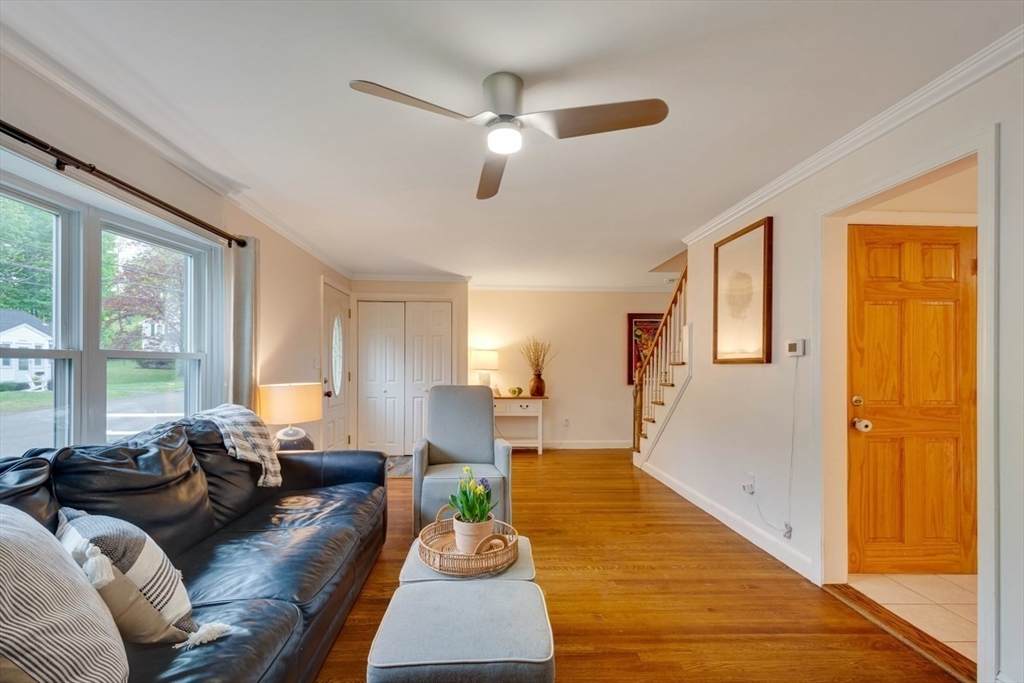36 Wentworth St - Photo 1