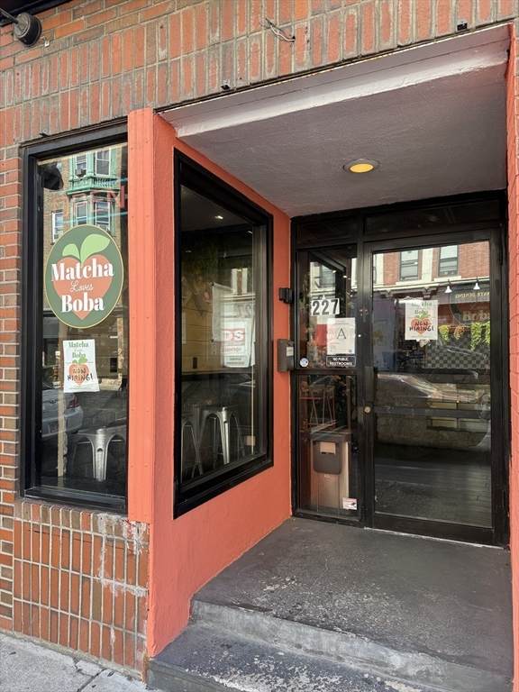 227 Hanover Street - Photo 1