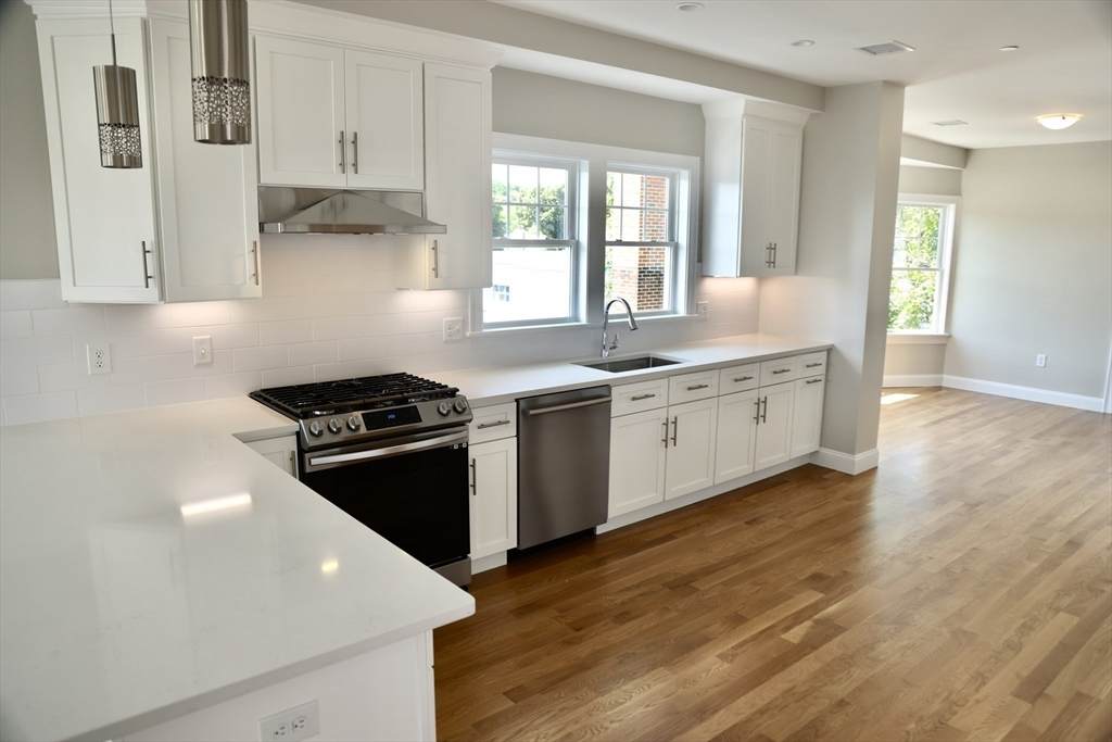 35 Chestnut St - Photo 1