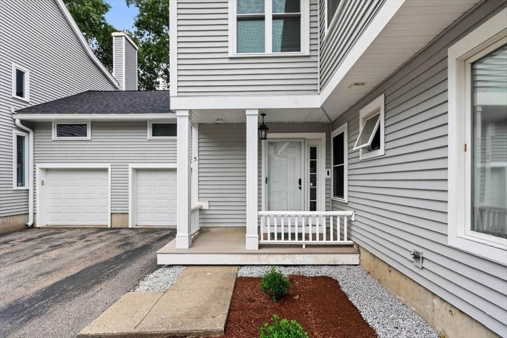 5 Blueberry Ct - Photo 1