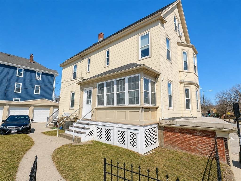 86 South St - Photo 1