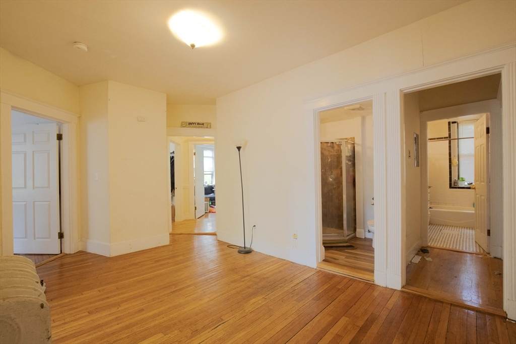 44 Cummings Rd - Photo 1