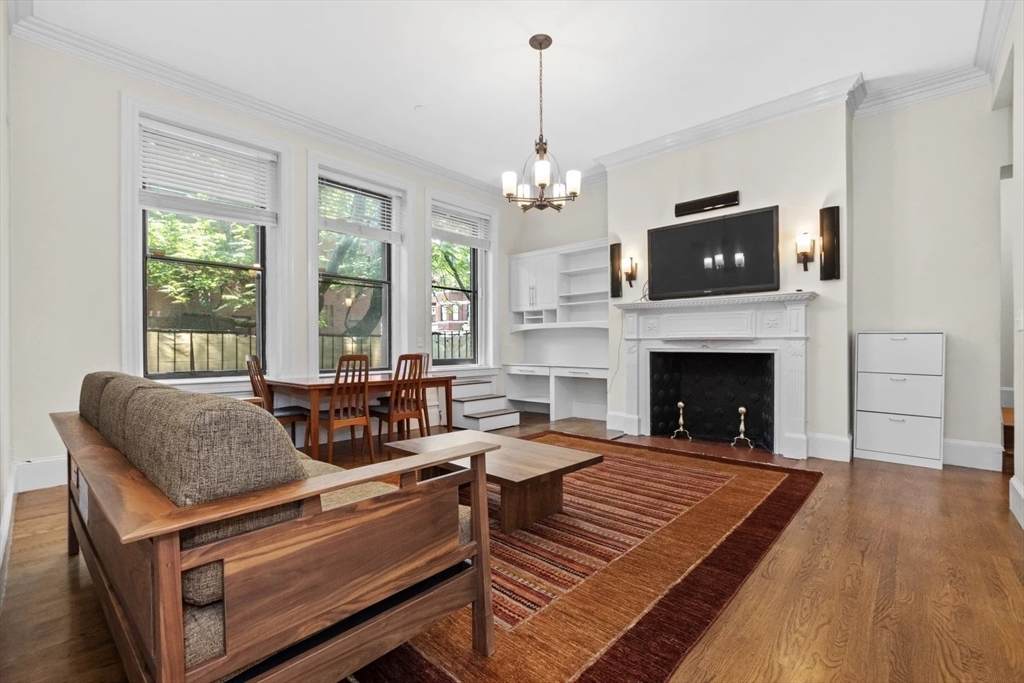 280 Commonwealth Avenue - Photo 1