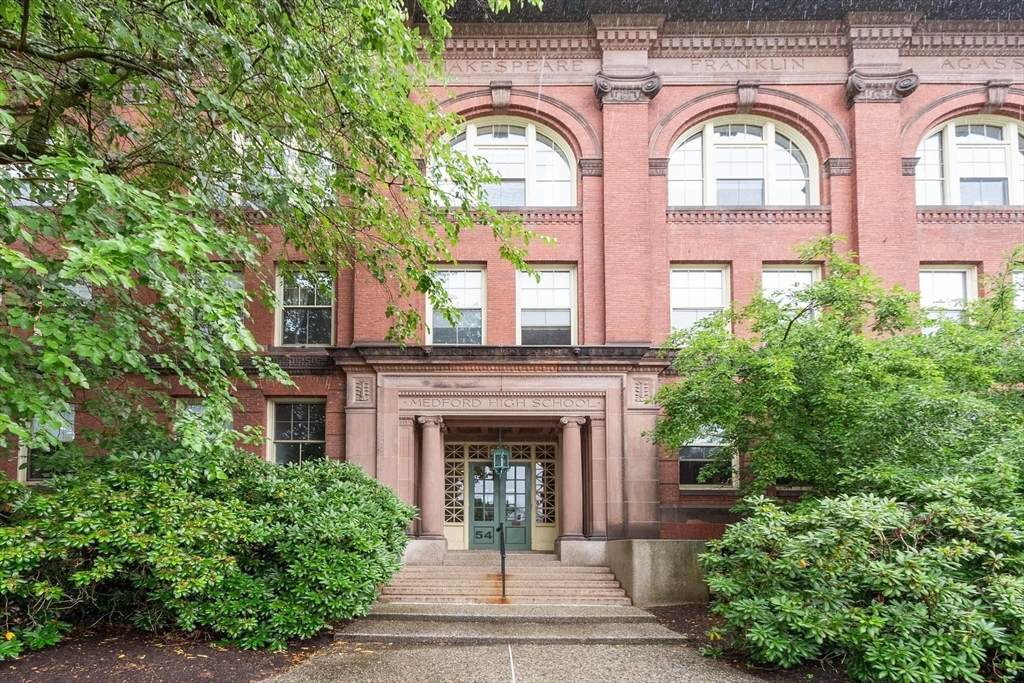 54 Forest St - Photo 1