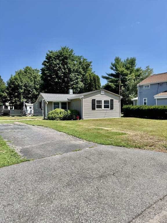 76 Dickens Street - Photo 1