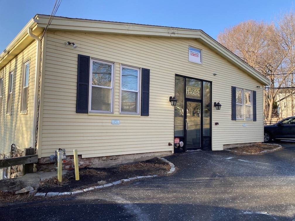 475 Hillside Ave - Photo 1