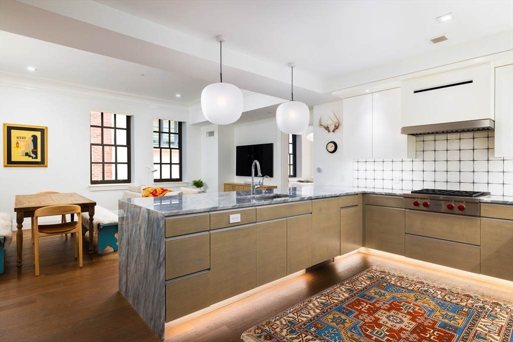 45 Temple St - Photo 1
