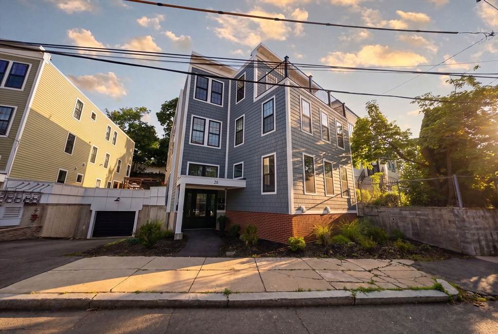 18-20 Crestway Rd - Photo 1