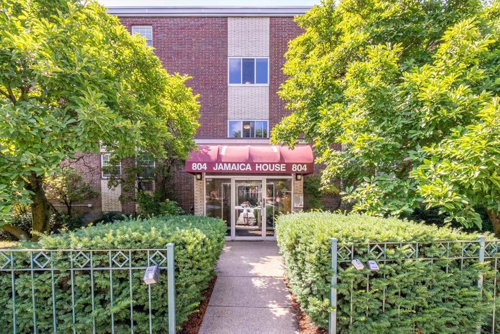 804 Centre Street - Photo 1